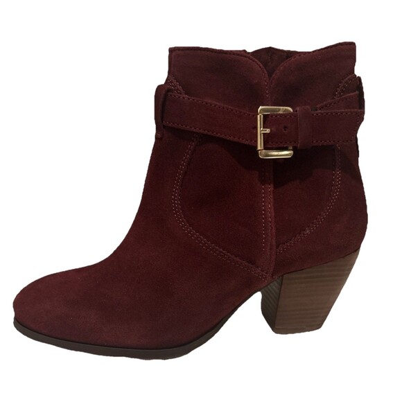 Diba Suede Ankle Booties Burgundy w/ Goldtone Buckle Size 7 - Picture 1 of 5